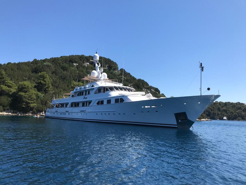 work on a superyacht no experience